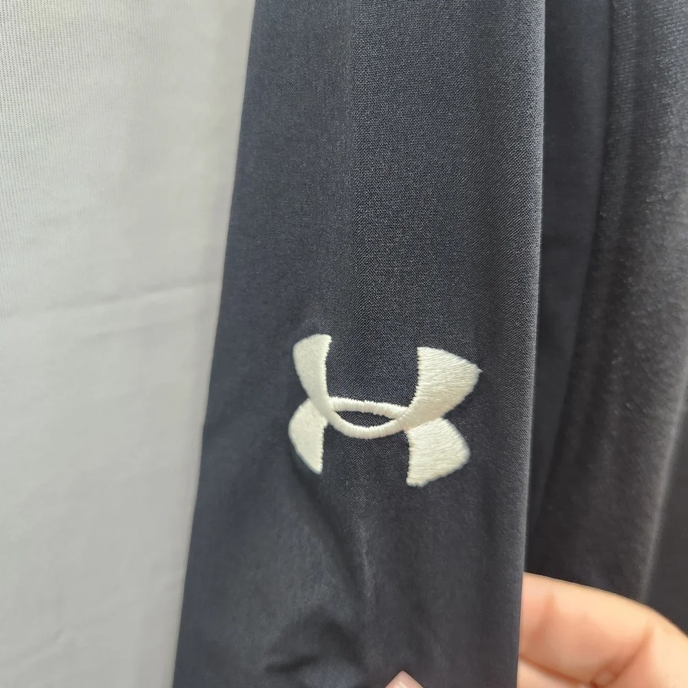 Black Under Armour Sweatshirt with Logo XL